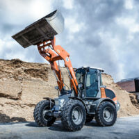 Ein Bild des Radladers WEYCOR AR 530 im Einsatz