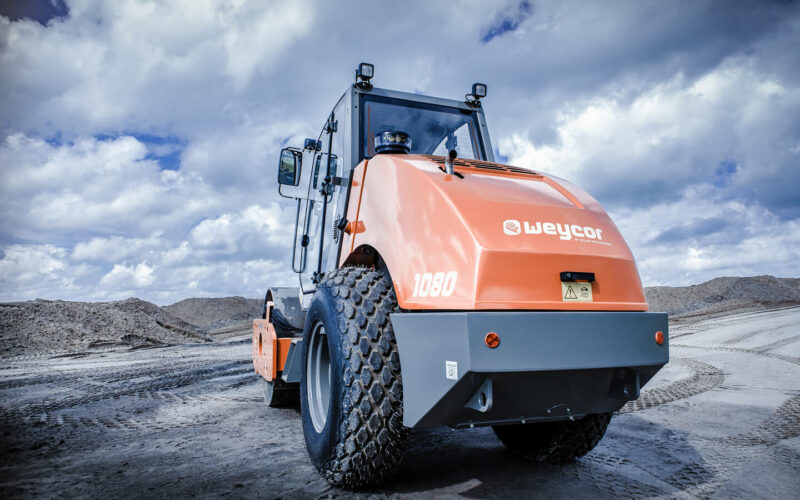 Ein Bild der Walze WEYCOR AW 1080 im Einsatz