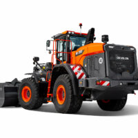 Ein Studiobild des Radladers DEVELON DL380-7