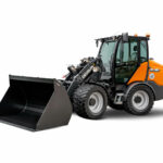 Ein Studiobild des Radladers DEVELON DL80-7